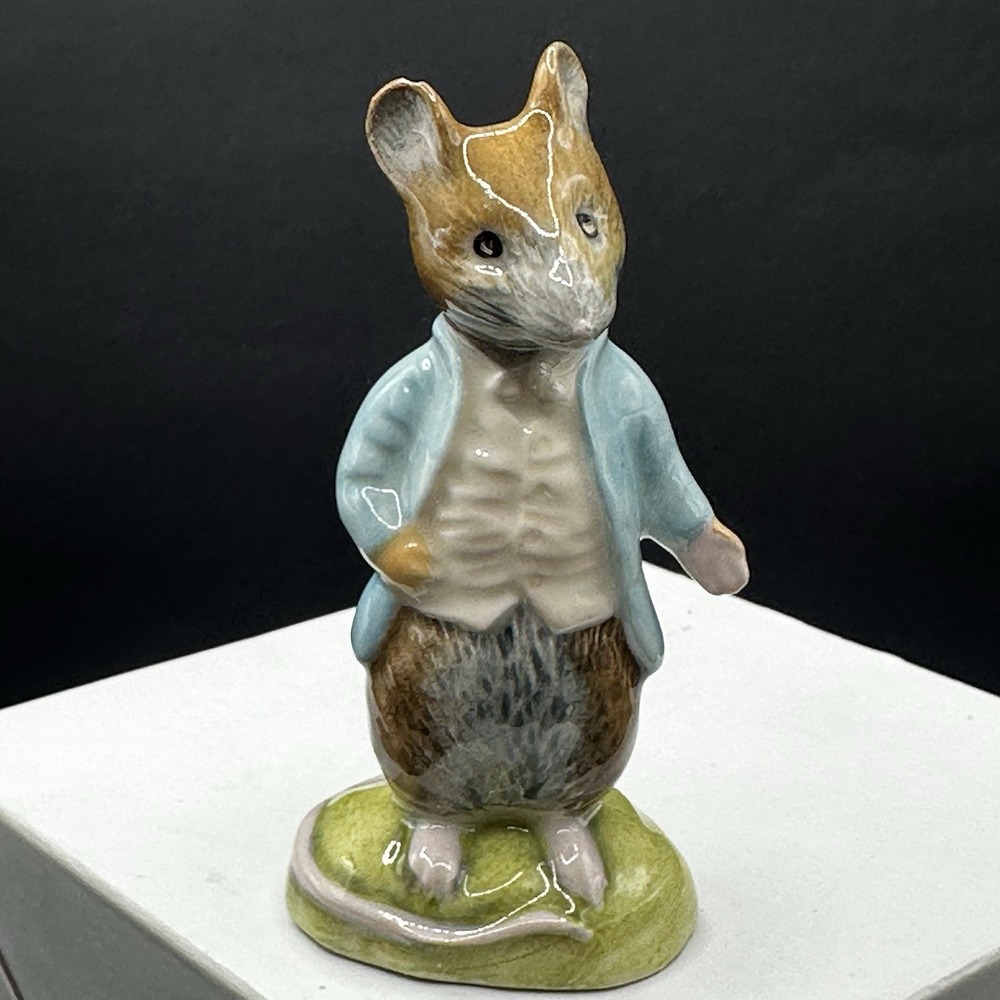 RARE! Royal Albert Beatrix Potter Johnny Town Mouse Small Chip, Read - BP6a -